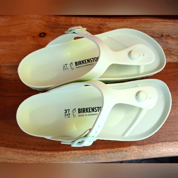 Birkenstock Gizeh Essentials EVA in Light Green Sz 37/7-7.5 - Picture 3 of 7